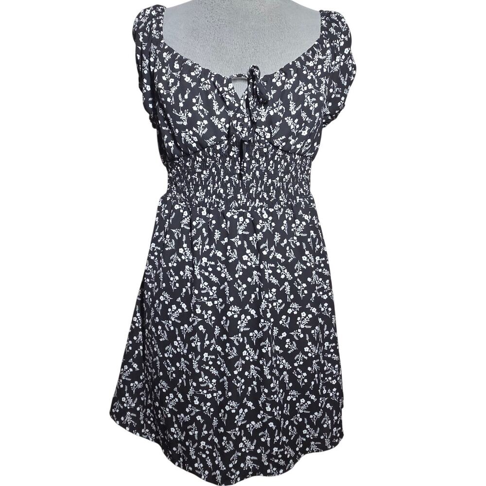 Floral Print Mini Dress Size Medium